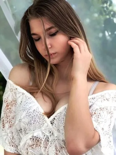 Фаина, 23 года, 3 размер груди