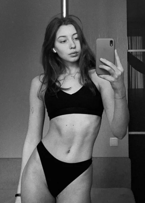 Ева