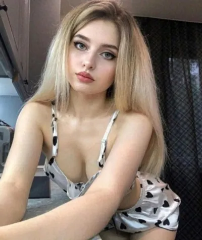 Симона, 22 года, 3 размер груди